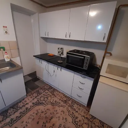 Sprat Kuce Apartment